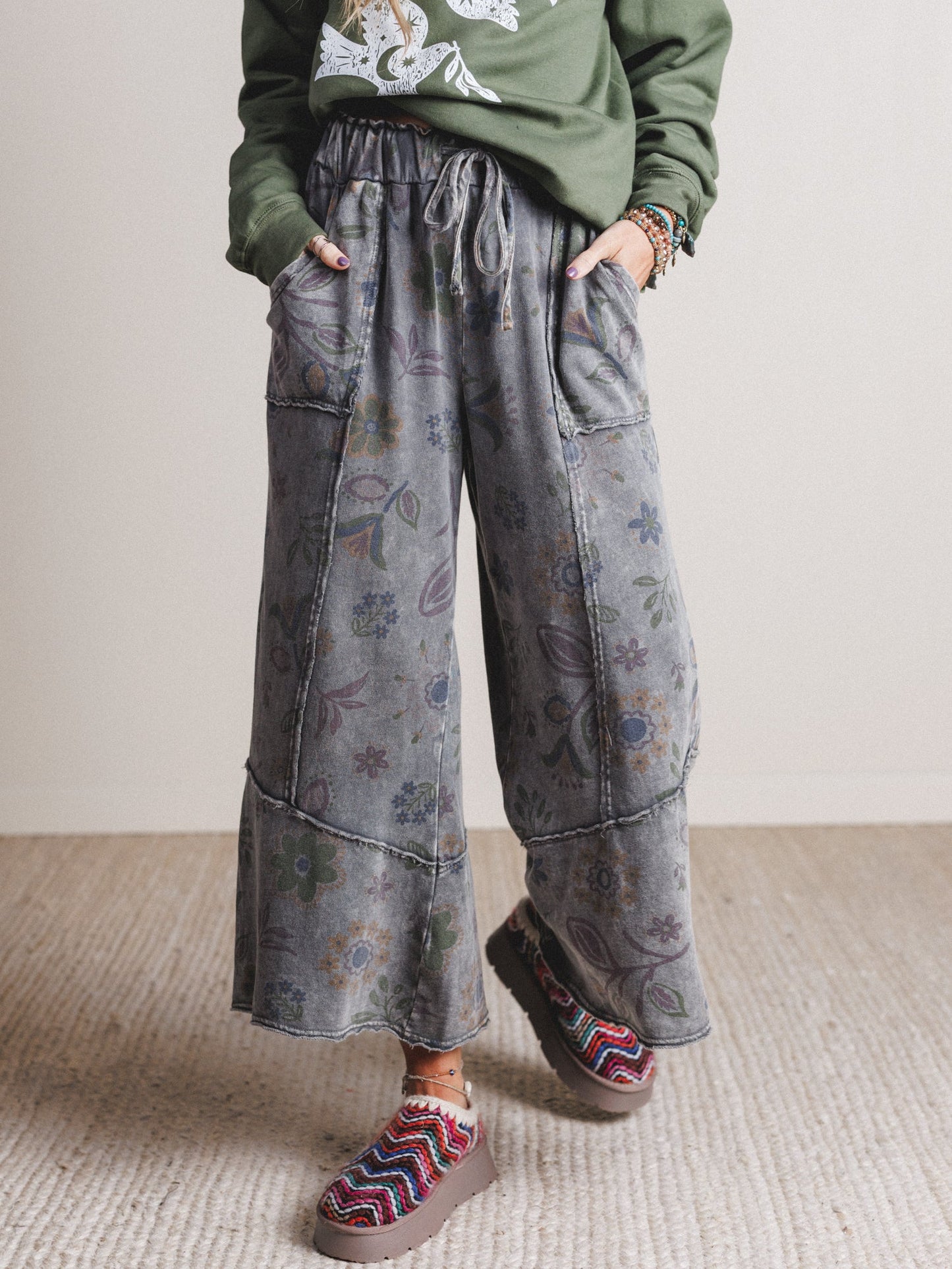 Groove Garden Pants - Charcoal