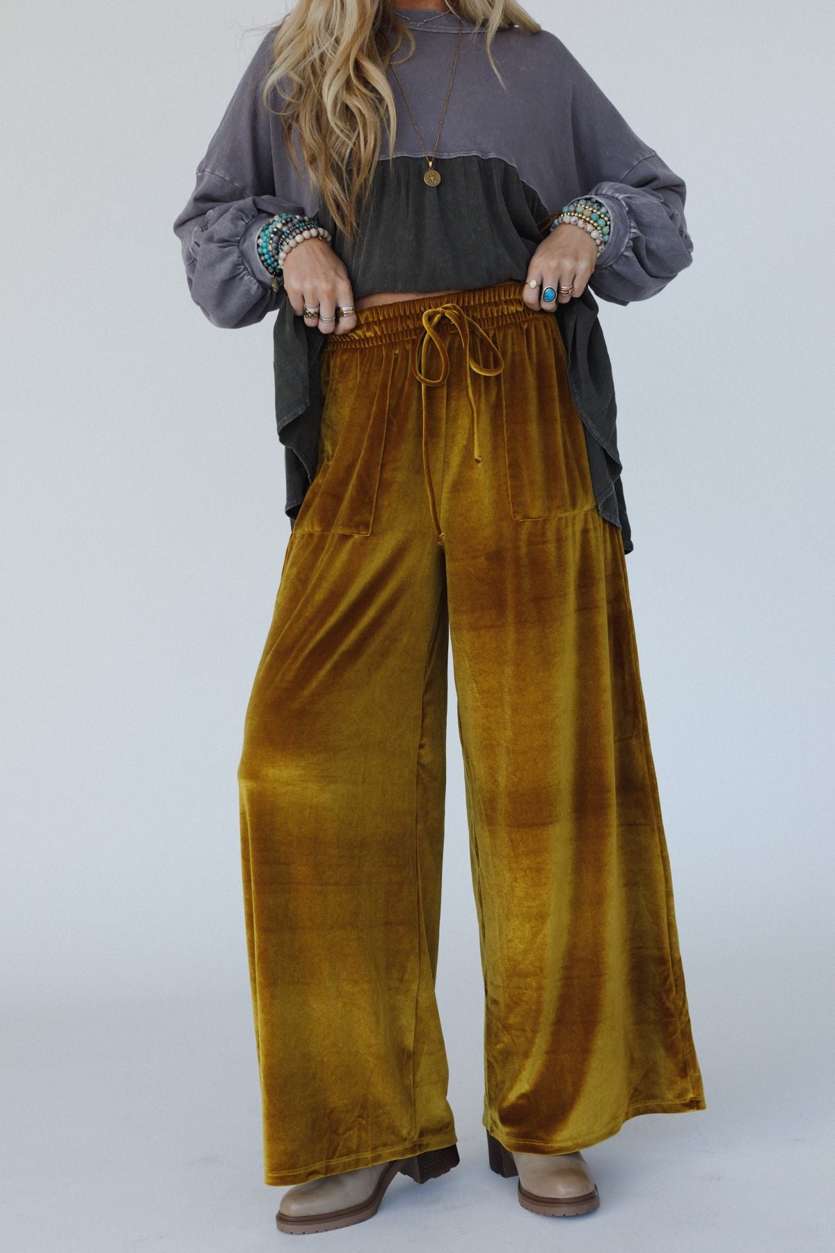The Nest Relaxing Robin Velvet Wide Leg Pant - Marigold