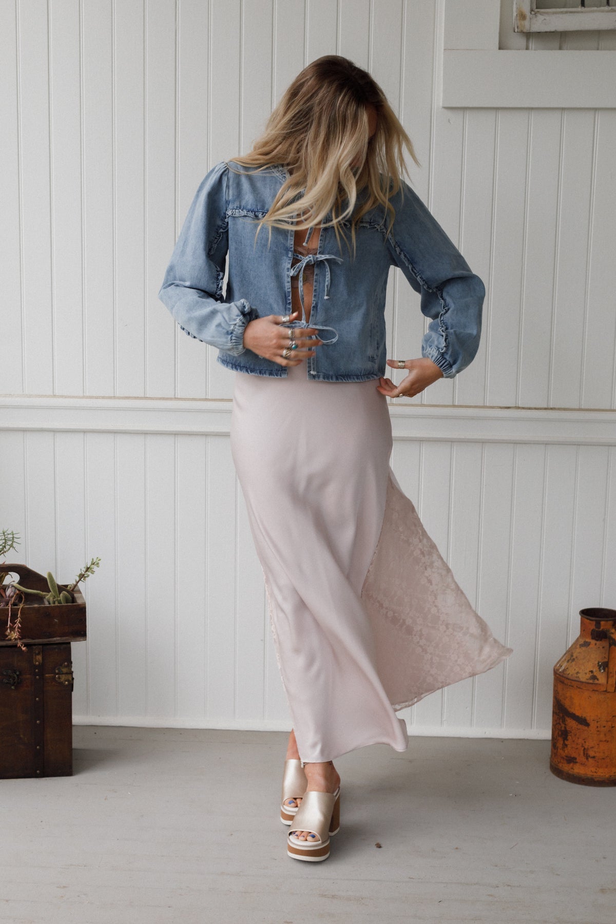 Satin Starlight Lace Skirt - Pearl
