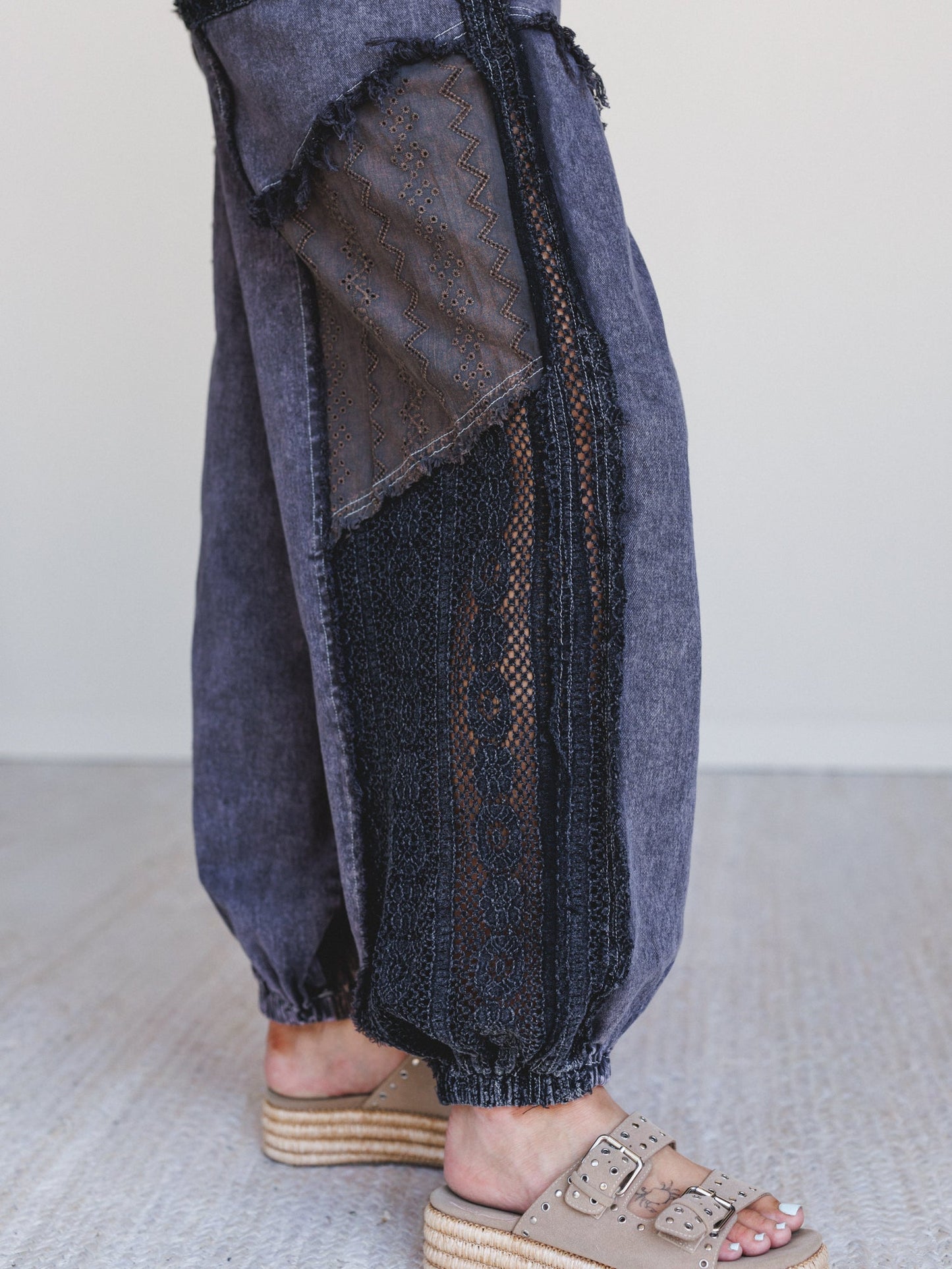 Lace Daze Pants - Black