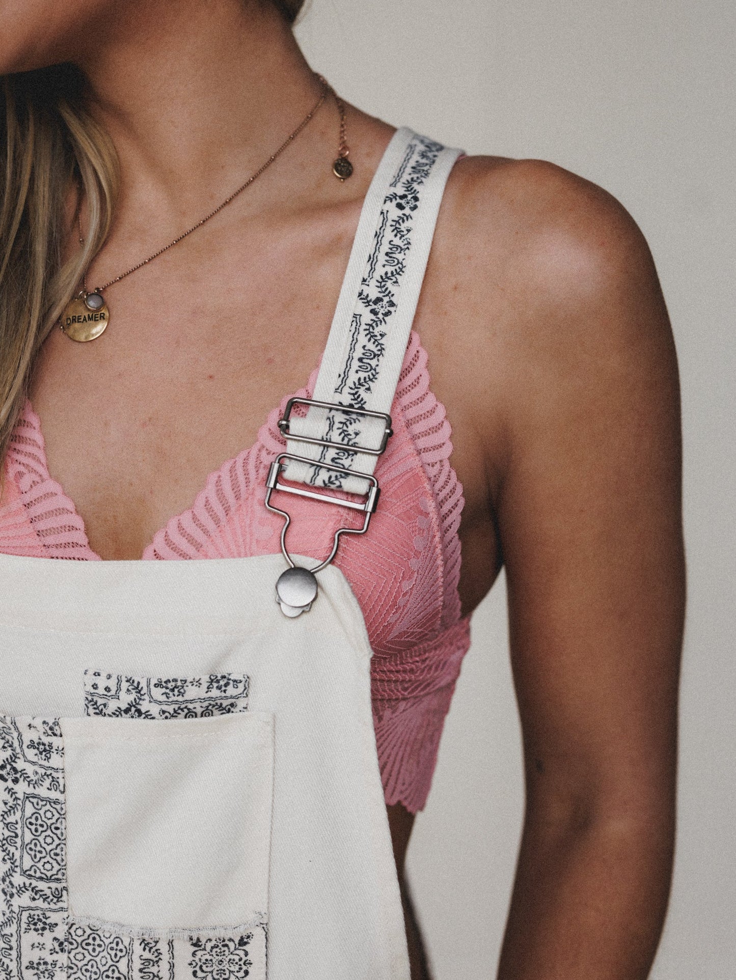 The Nest Easy Sunday Overalls - Ecru