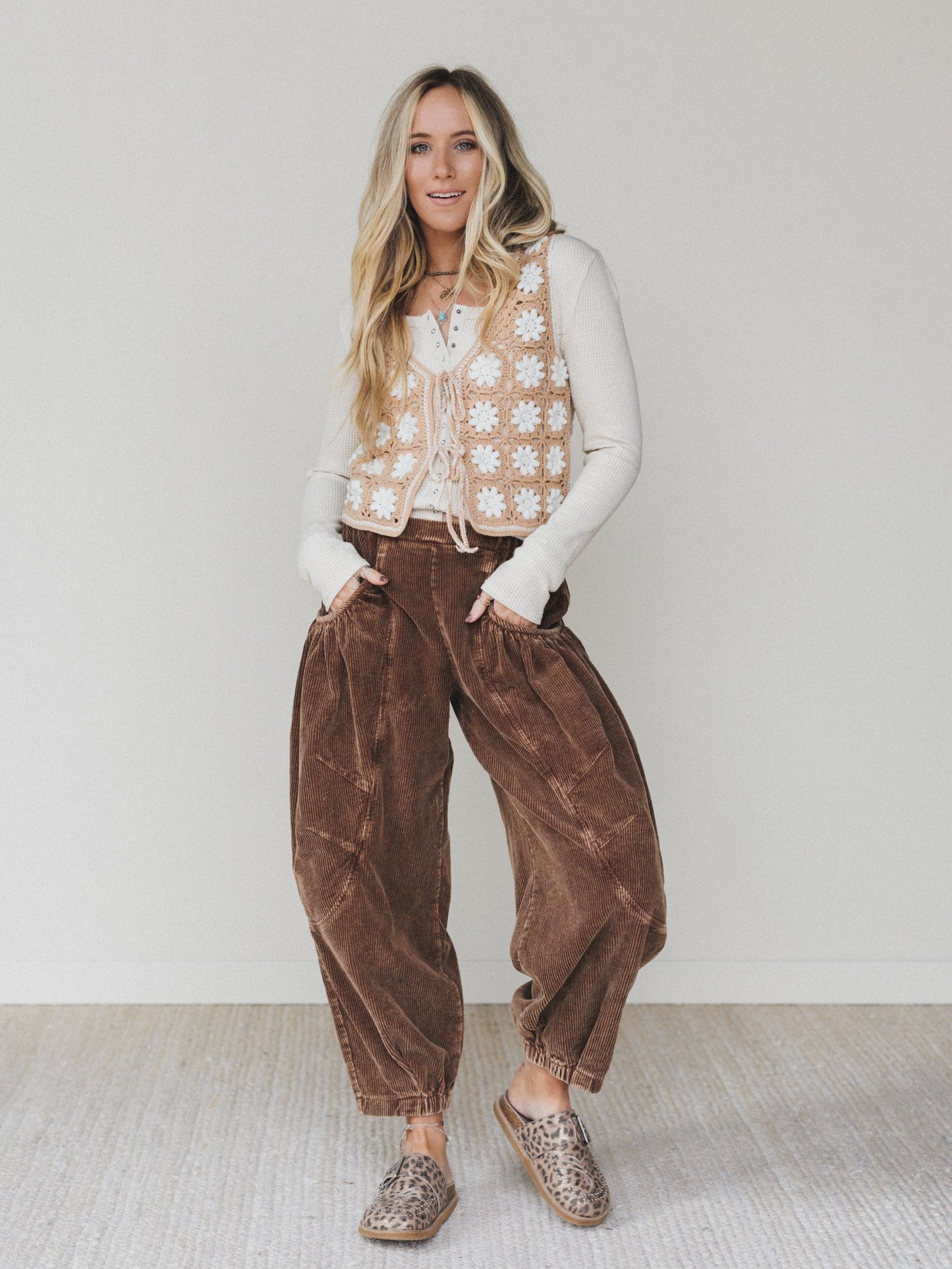 The Nest Nora Gathered Barrel Corduroy Pant - Brown
