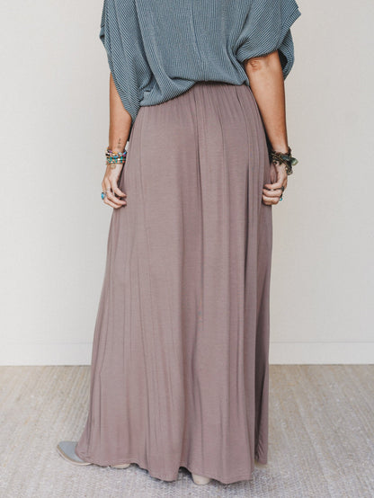 The Perfect Pocketed Maxi Skirt - Mocha