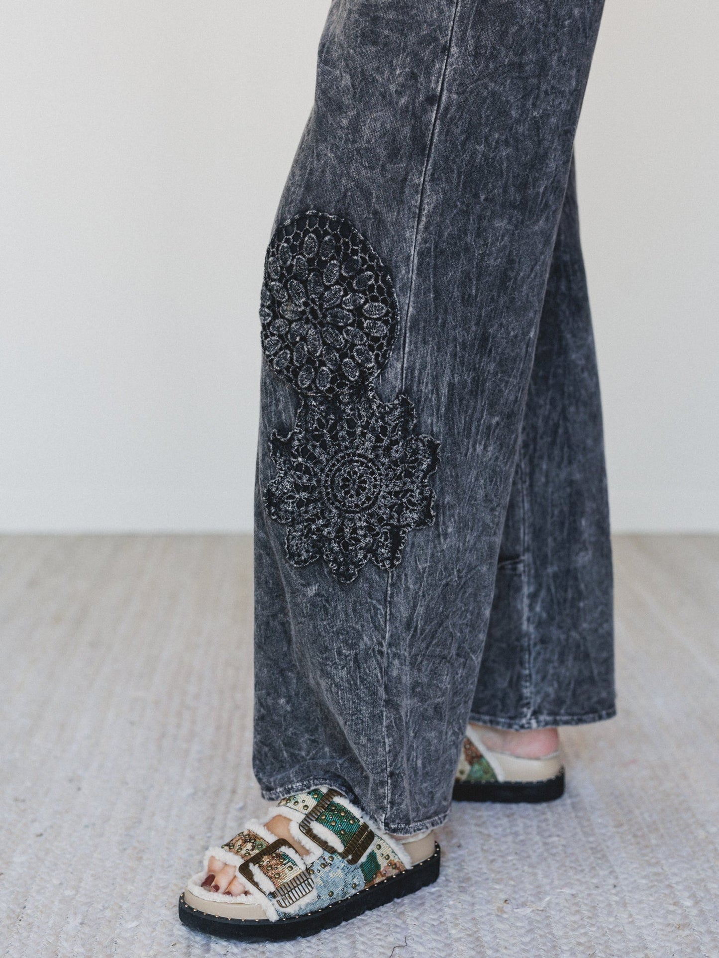 Kamilla Wide Leg Pants - Black