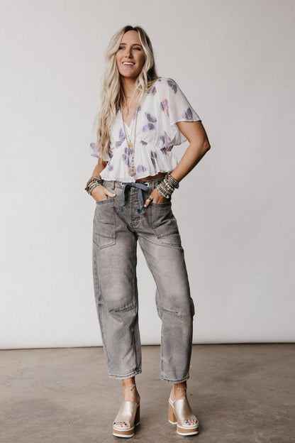 Elevated Eyelet Barrel Jeans - Gray Wash