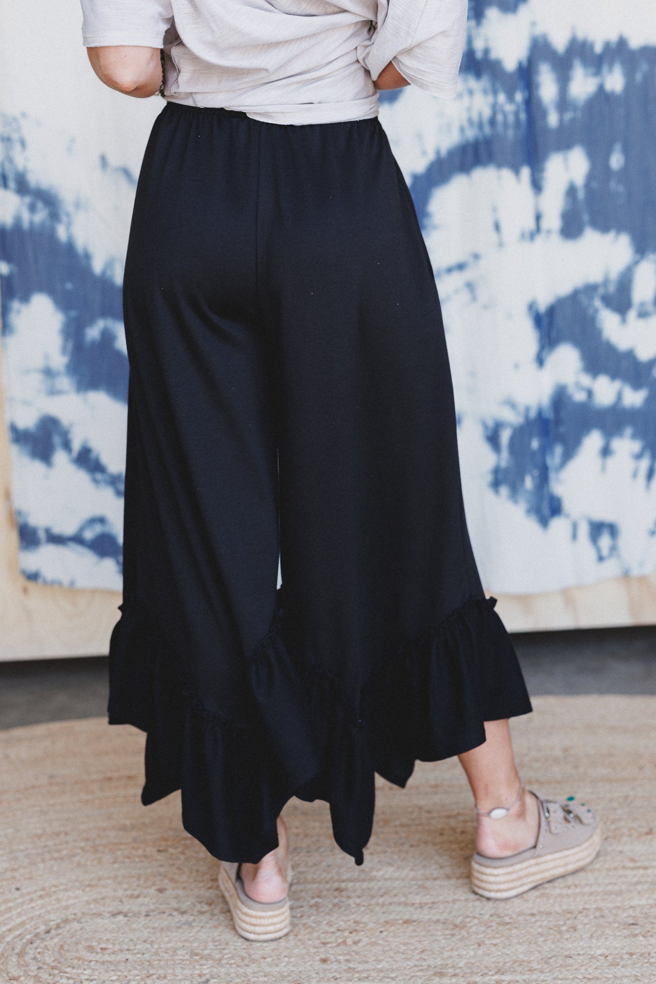 The Nest Serene Flow Ruffled Pants - Black