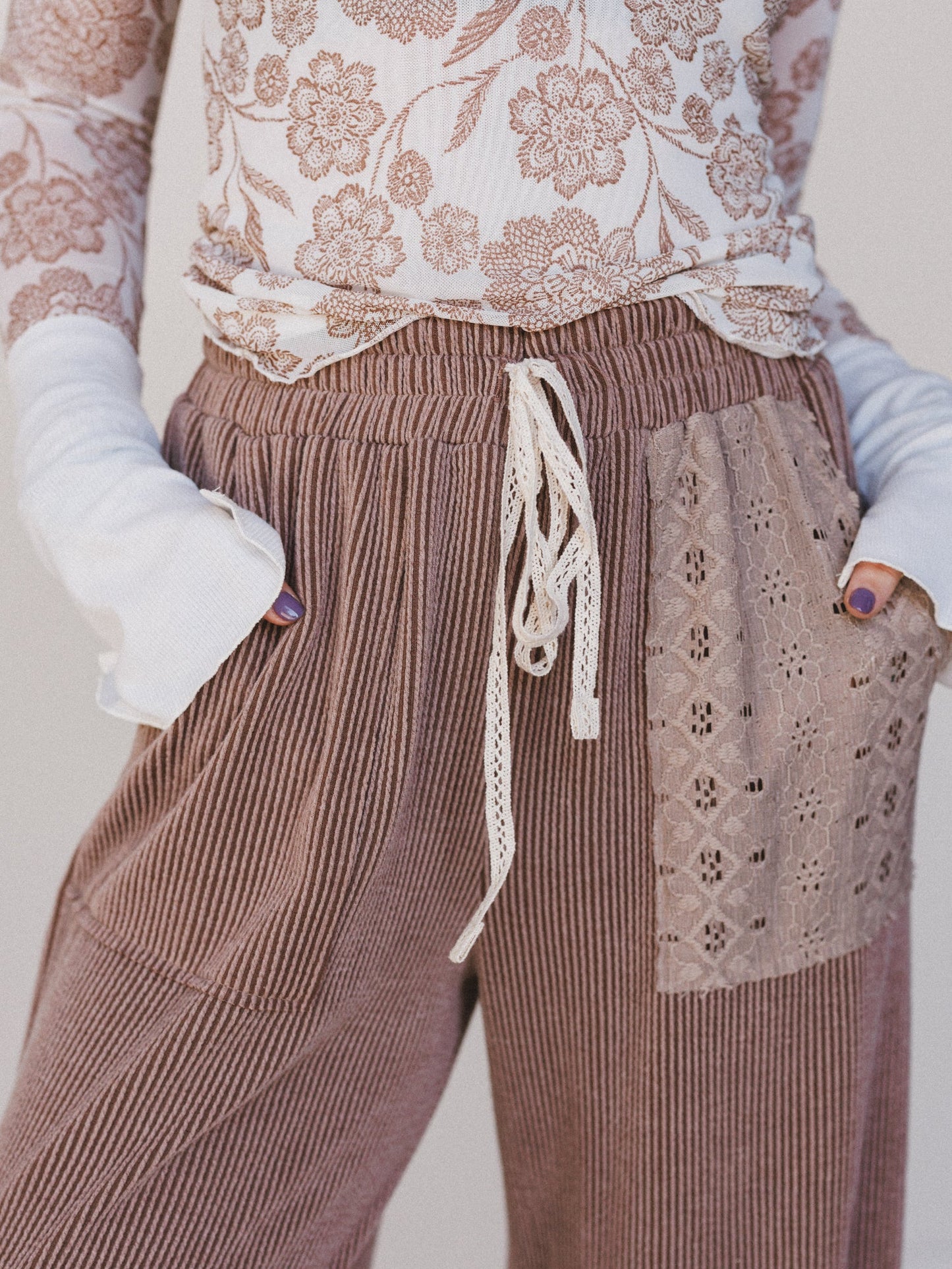 The Nest Weekend Warrior Joggers - Coffee