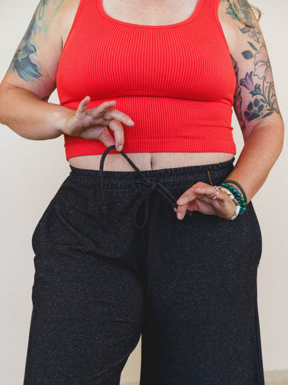 The Nest Soft Horizon Pant - Black