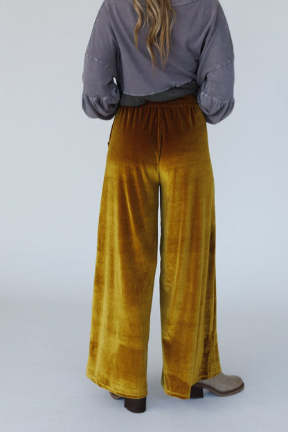 The Nest Relaxing Robin Velvet Wide Leg Pant - Marigold