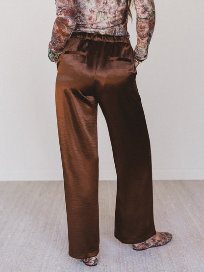 Feeling Sleek Satin Pants - Brown