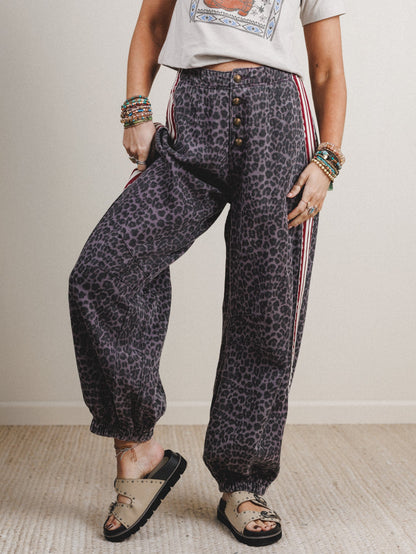 Wild Awakening Pants - Black Leopard