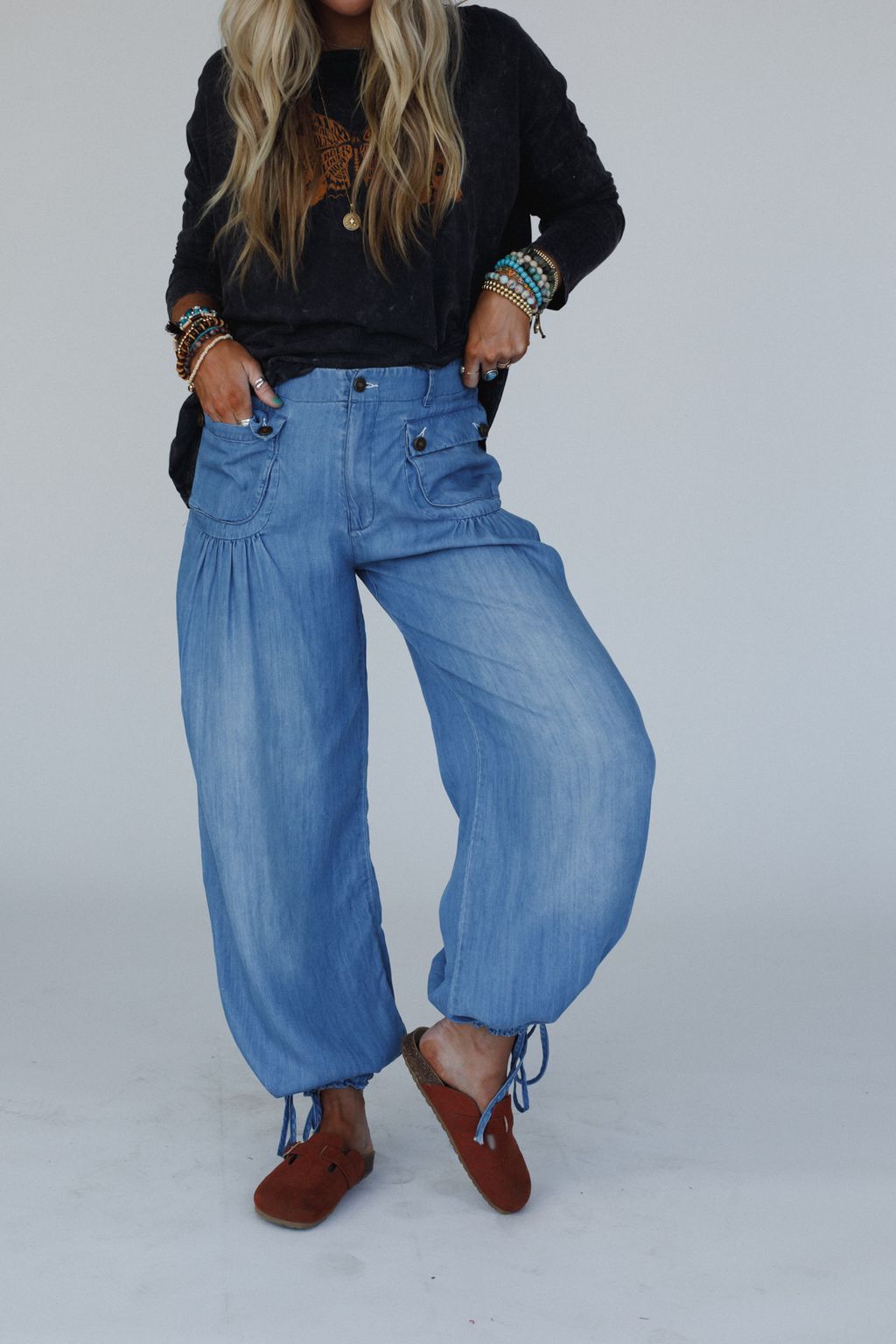 East Bay Loose Fit Cargo Jeans - Blue Dark Wash